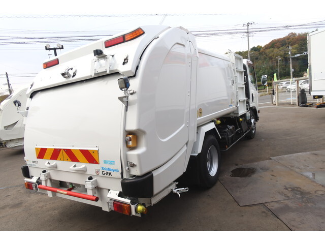 いすゞエルフパッカー車（塵芥車）小型（2t・3t）[写真02]