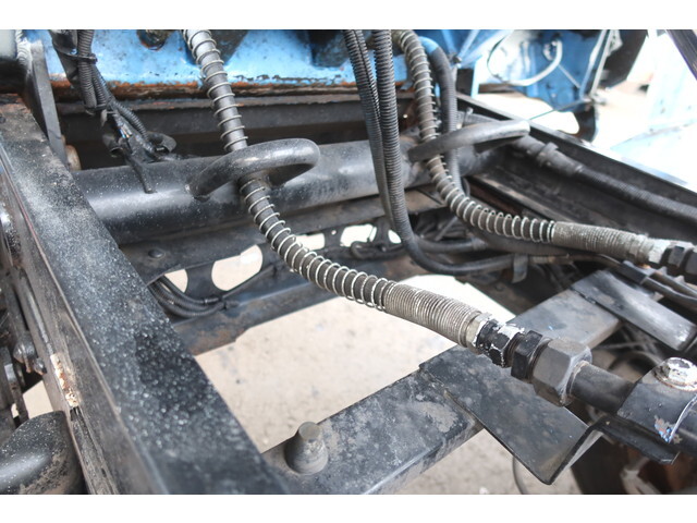 いすゞエルフパッカー車（塵芥車）小型（2t・3t）[写真20]