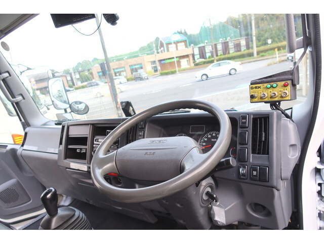 いすゞエルフパッカー車（塵芥車）小型（2t・3t）[写真35]