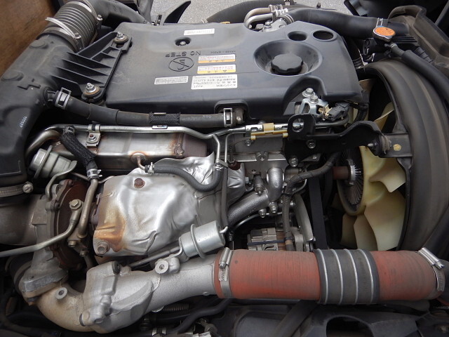 いすゞエルフ平ボディ小型（2t・3t）[写真16]