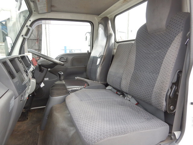 いすゞエルフ平ボディ小型（2t・3t）[写真21]