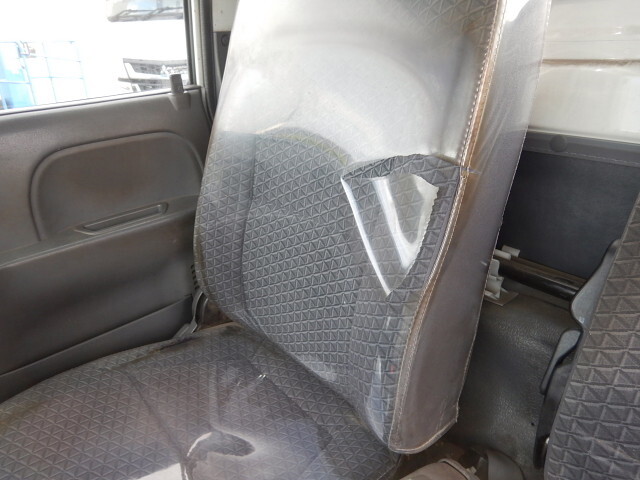 いすゞエルフ平ボディ小型（2t・3t）[写真24]