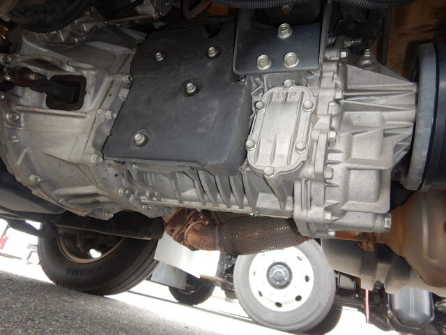 いすゞエルフ平ボディ小型（2t・3t）[写真09]