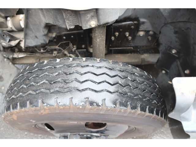 三菱ふそうキャンターダンプ小型（2t・3t）[写真18]