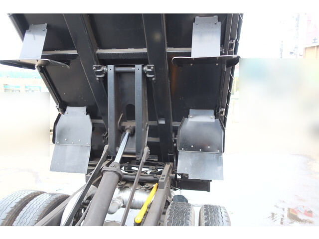 三菱ふそうキャンターダンプ小型（2t・3t）[写真20]