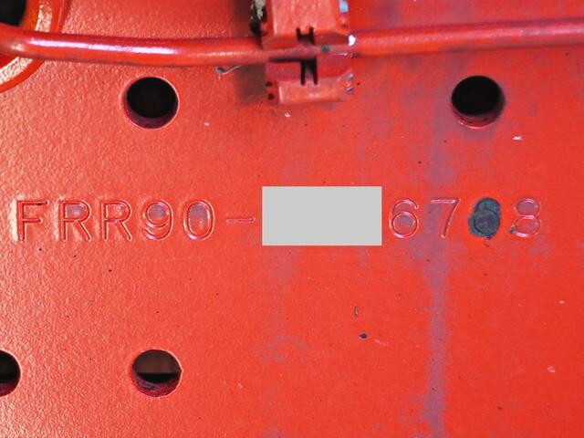 いすゞフォワード冷蔵冷凍ウイング中型（4t）[写真13]