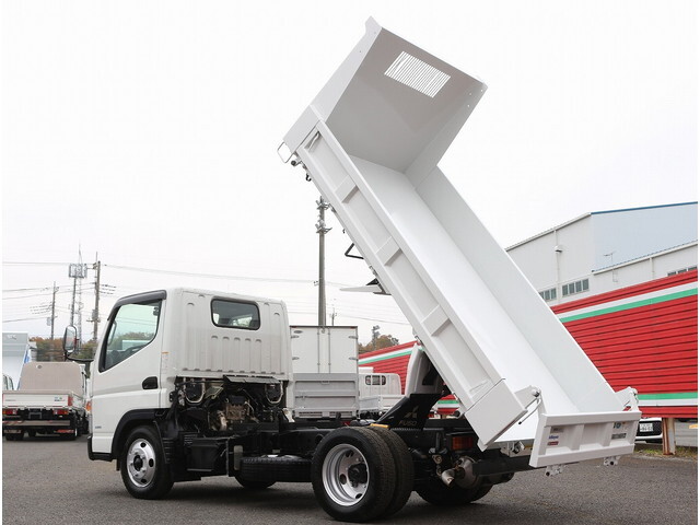 三菱ふそうキャンターダンプ小型（2t・3t）[写真02]