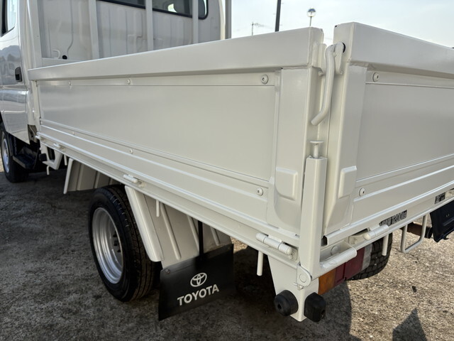 トヨタダイナダブルキャブ（Wキャブ）小型（2t・3t）[写真02]