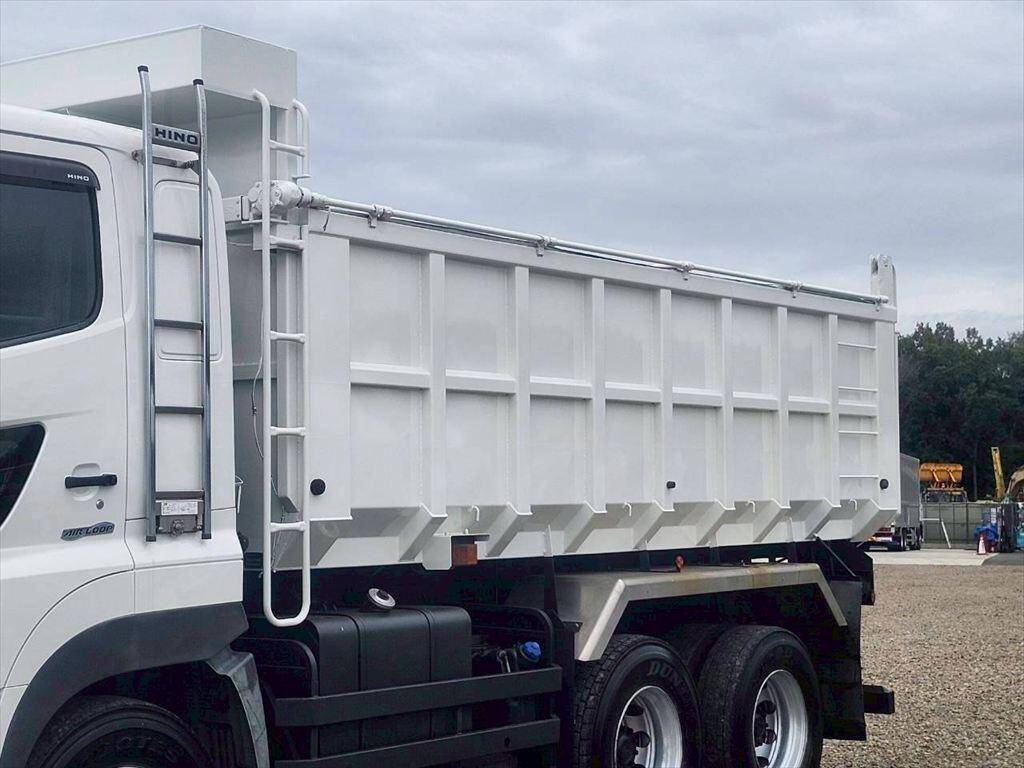 日野プロフィア深ダンプ（土砂禁ダンプ）大型（10t）[写真06]