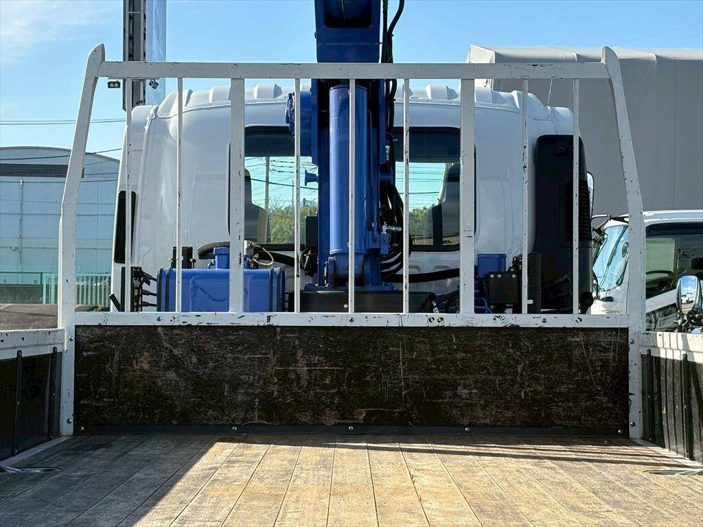 いすゞフォワードクレーン4段中型（4t）[写真07]