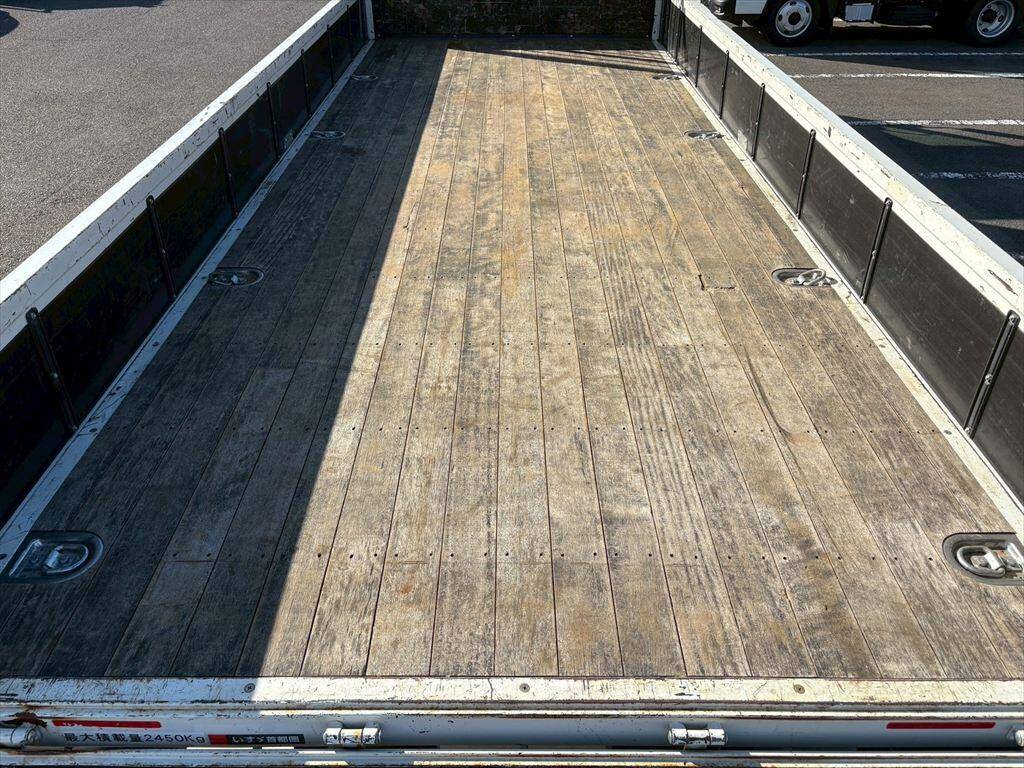 いすゞフォワードクレーン4段中型（4t）[写真08]