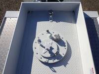 三菱ふそうキャンタータンク車（タンクローリー）小型（2t・3t）[写真09]