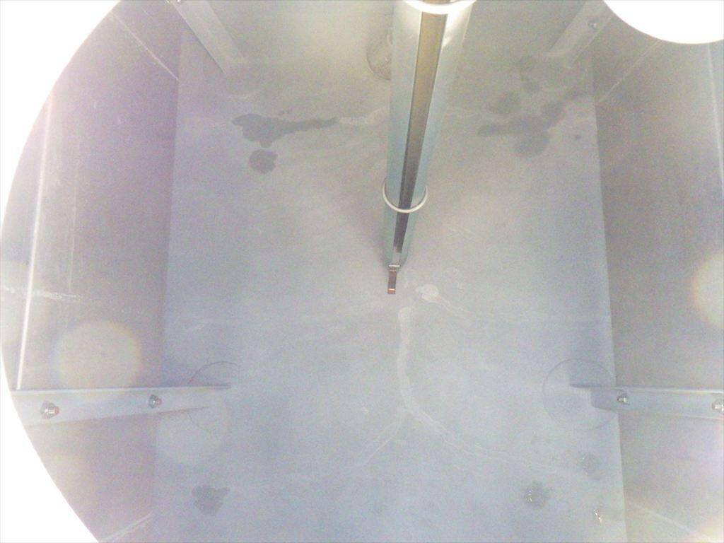 三菱ふそうキャンタータンク車（タンクローリー）小型（2t・3t）[写真09]