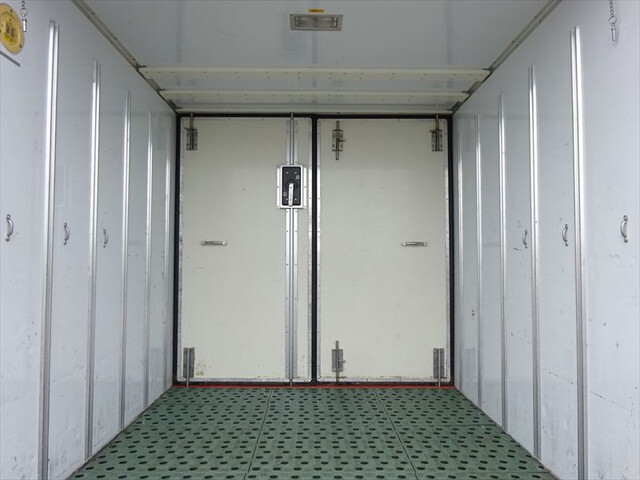 日野デュトロ冷凍車（冷蔵車）小型（2t・3t）[写真16]