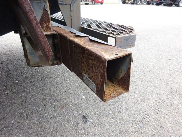 日野デュトロ冷凍車（冷蔵車）小型（2t・3t）[写真19]