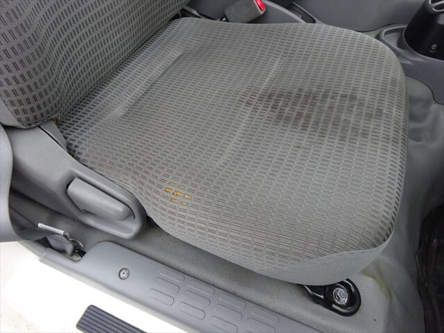 日野デュトロ冷凍車（冷蔵車）小型（2t・3t）[写真21]