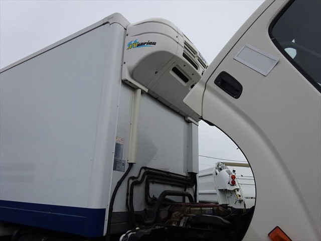 日野デュトロ冷凍車（冷蔵車）小型（2t・3t）[写真38]
