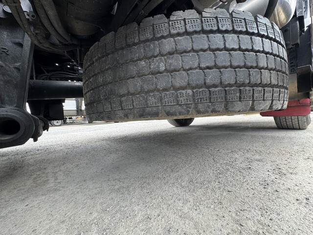 日野プロフィアトレーラーヘッド（トラクターヘッド）大型（10t）[写真25]