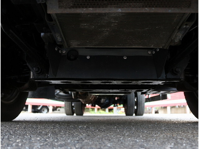 いすゞエルフダブルキャブ（Wキャブ）小型（2t・3t）[写真20]