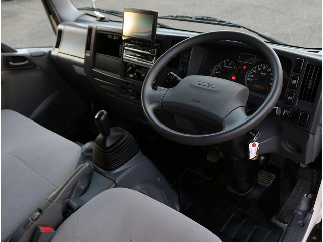 いすゞエルフダブルキャブ（Wキャブ）小型（2t・3t）[写真26]