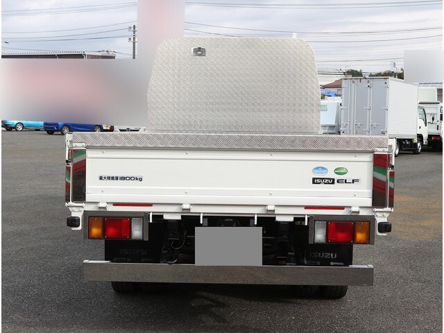 いすゞエルフダブルキャブ（Wキャブ）小型（2t・3t）[写真08]