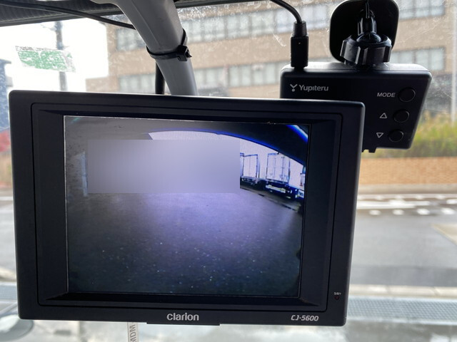 いすゞエルフ平ボディ小型（2t・3t）[写真13]