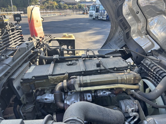 三菱ふそうスーパーグレートクレーン4段大型（10t）[写真27]