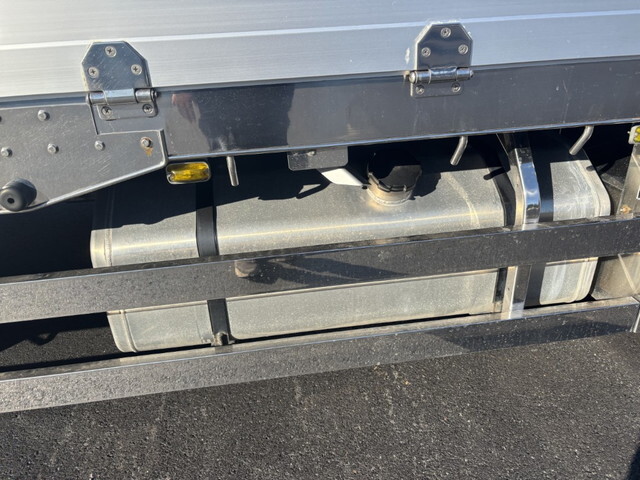 三菱ふそうスーパーグレートクレーン4段大型（10t）[写真29]