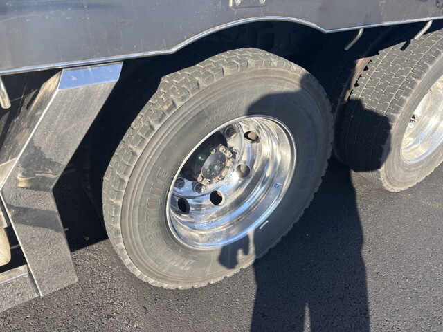 三菱ふそうスーパーグレートクレーン4段大型（10t）[写真30]