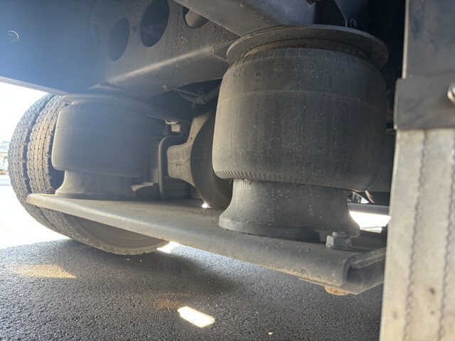 三菱ふそうスーパーグレートクレーン4段大型（10t）[写真32]