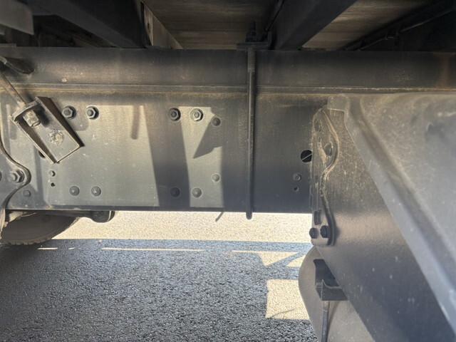 三菱ふそうスーパーグレートクレーン4段大型（10t）[写真37]