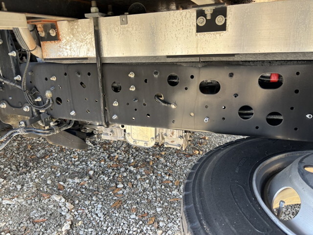 日野レンジャー冷凍車（冷蔵車）中型（4t）[写真32]