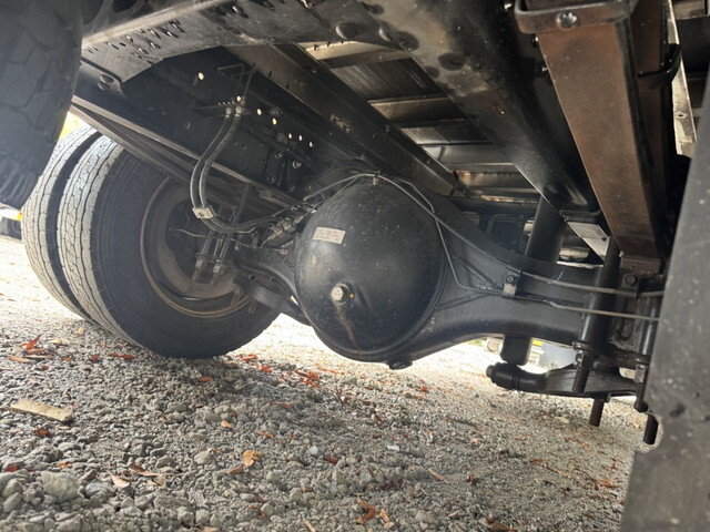 三菱ふそうファイターアルミブロック中型（4t）[写真33]