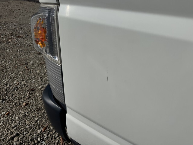 三菱ふそうキャンターアルミバン小型（2t・3t）[写真36]