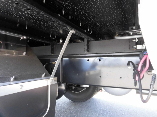 日野レンジャーアルミウイング中型（4t）[写真13]