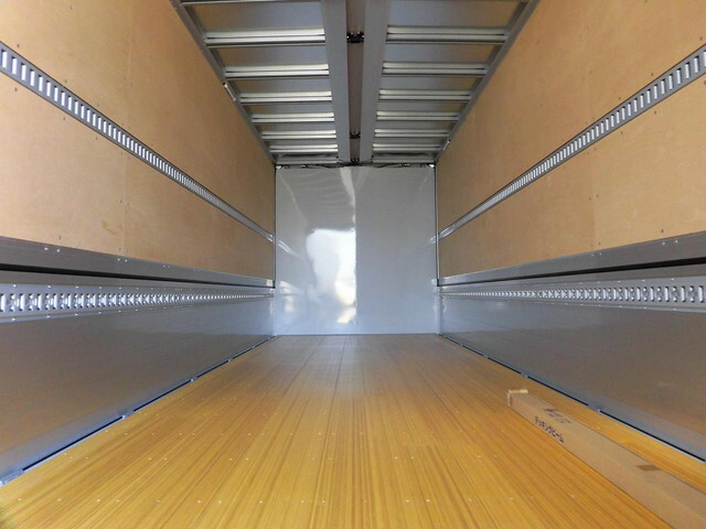 日野レンジャーアルミウイング中型（4t）[写真08]