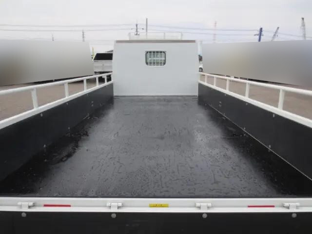 日産その他の車種平ボディ小型（2t・3t）[写真09]