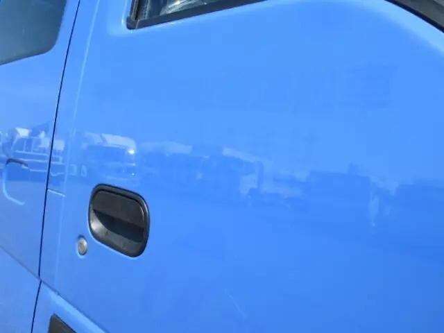 いすゞエルフダンプ小型（2t・3t）[写真18]