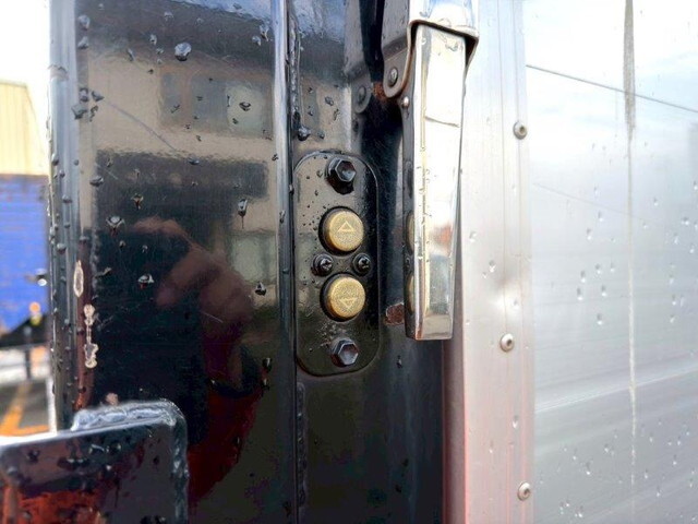 三菱ふそうファイターアルミブロック増トン（6t・8t）[写真11]