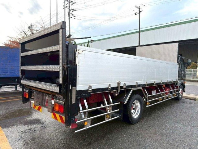 三菱ふそうファイターアルミブロック増トン（6t・8t）[写真04]