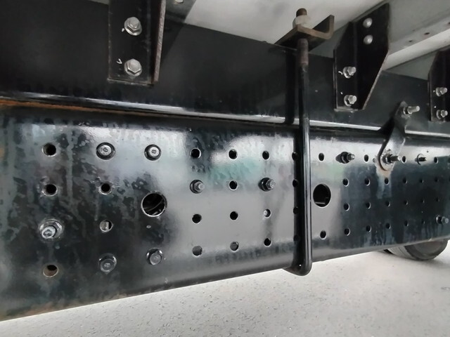 三菱ふそうキャンターアルミウイング小型（2t・3t）[写真16]