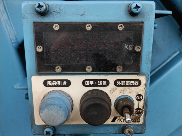 三菱ふそうキャンターパッカー車（塵芥車）小型（2t・3t）[写真12]