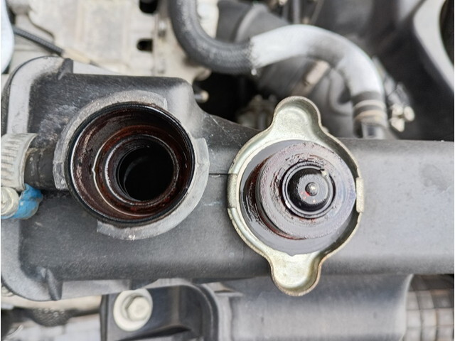 三菱ふそうキャンターパッカー車（塵芥車）小型（2t・3t）[写真15]