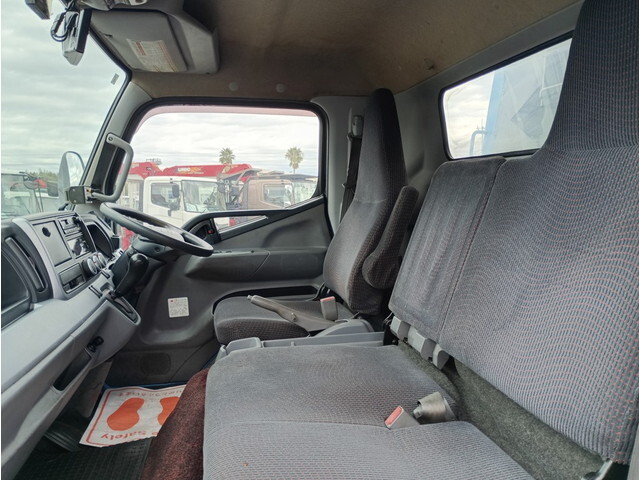 三菱ふそうキャンターパッカー車（塵芥車）小型（2t・3t）[写真24]