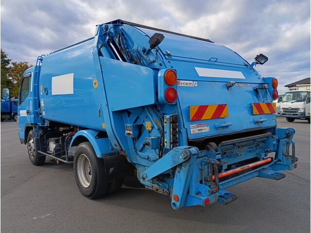 三菱ふそうキャンターパッカー車（塵芥車）小型（2t・3t）[写真04]