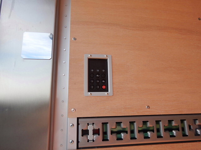 日野レンジャーアルミウイング中型（4t）[写真30]