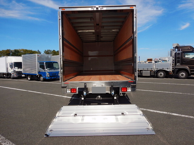 日野レンジャーアルミウイング中型（4t）[写真06]