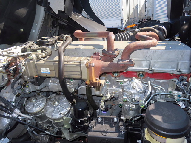 日野プロフィアトレーラーヘッド（トラクターヘッド）大型（10t）[写真17]