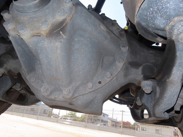 日野プロフィアトレーラーヘッド（トラクターヘッド）大型（10t）[写真07]