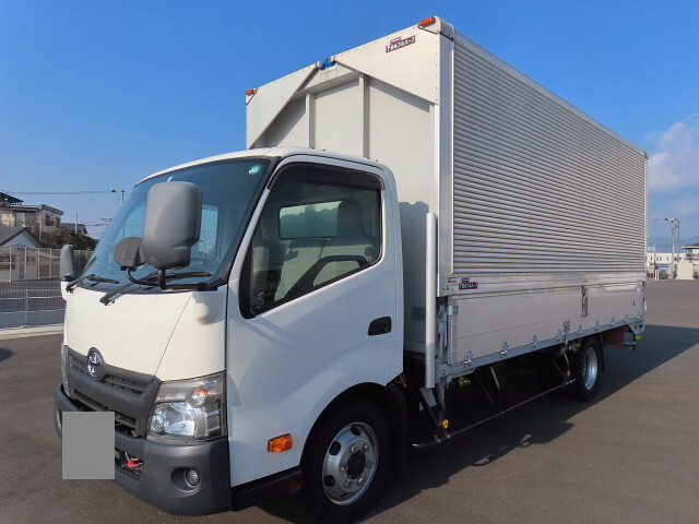 トヨタその他の車種アルミウイング小型（2t・3t）[写真01]